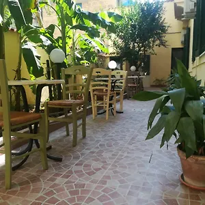 https://le-rose-del-viale.sicilyhotelsitaly.net